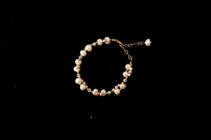 Iridescent Pearl Bracelet